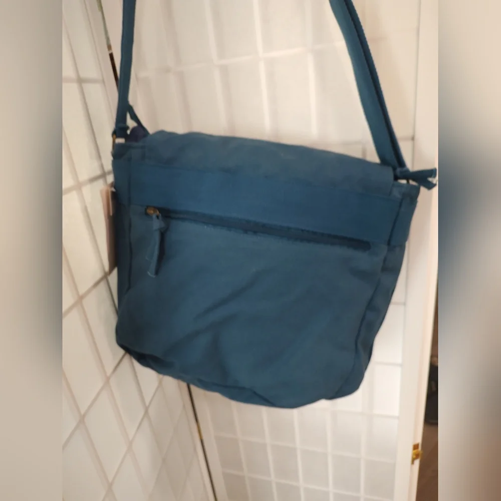 Forest Gump Blue Messenger Bag New With Tag Bubba Gump